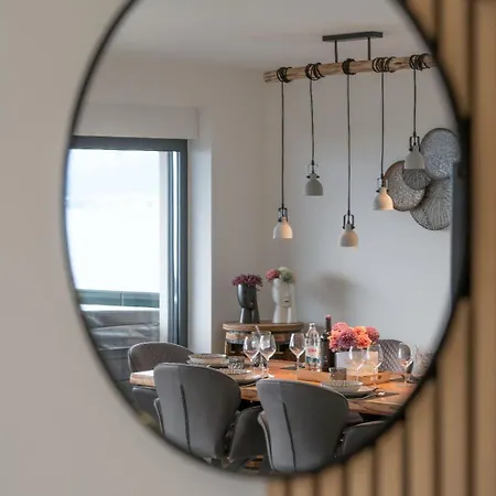 Laganini 2&4 דירה