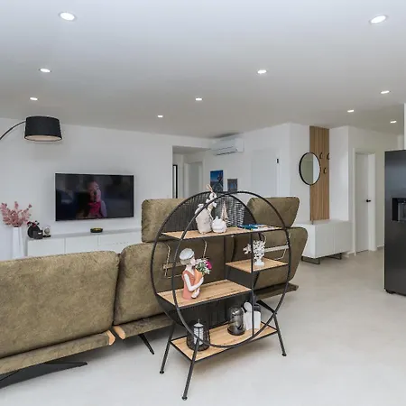 Laganini 2&4 公寓 波达卡