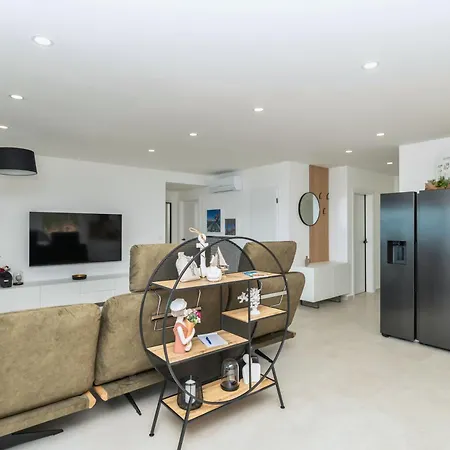 Laganini 2&4 公寓 *