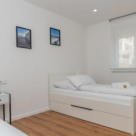 Laganini 2&4 公寓 *