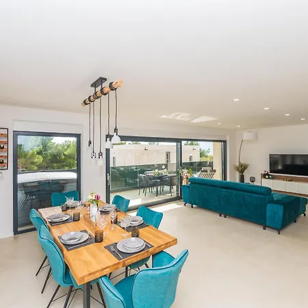 公寓 Laganini 2&4 *